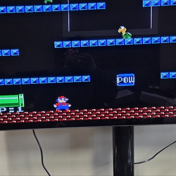 Retro Family Computer Console with Controllers Nintendo mini clone - Picture 8 of 8